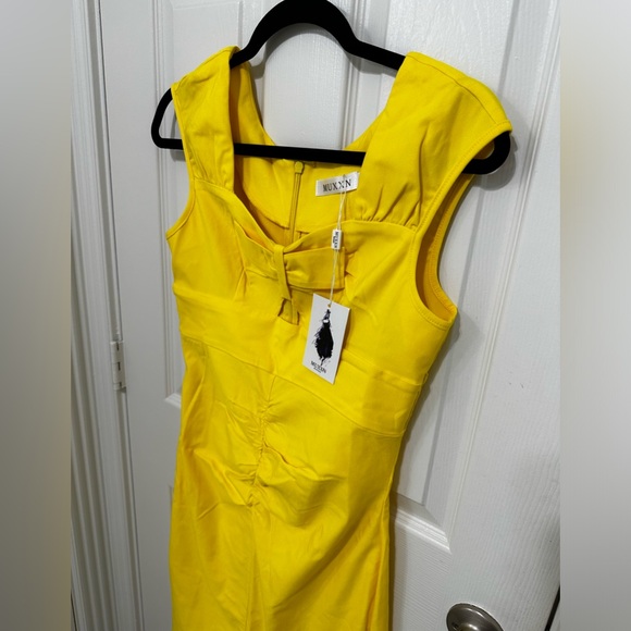 NWT - Retro Vintage Inspired Pinup Wiggle Dress w/ Bow in bright yellow - Large - Picture 3 of 5